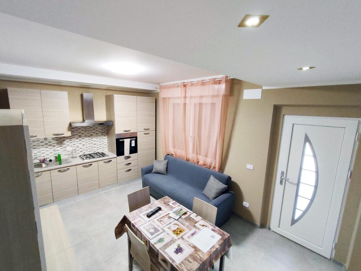Villa Paoletti, Appartamento Confortevole Nel Cuore Di Gradara Eksteriør billede