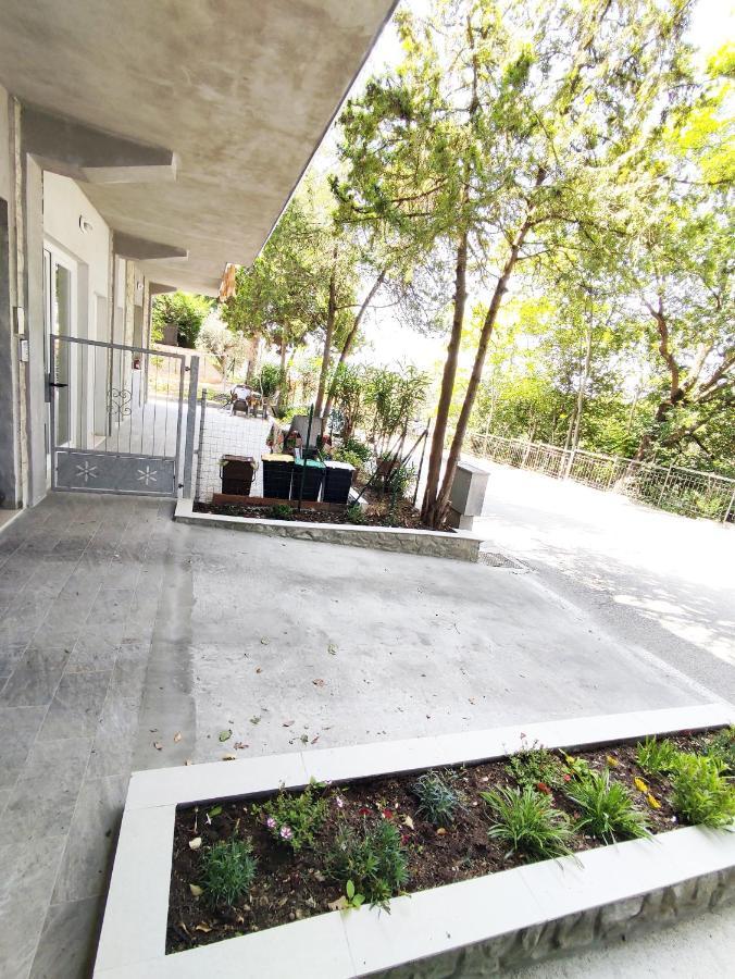 Villa Paoletti, Appartamento Confortevole Nel Cuore Di Gradara Eksteriør billede